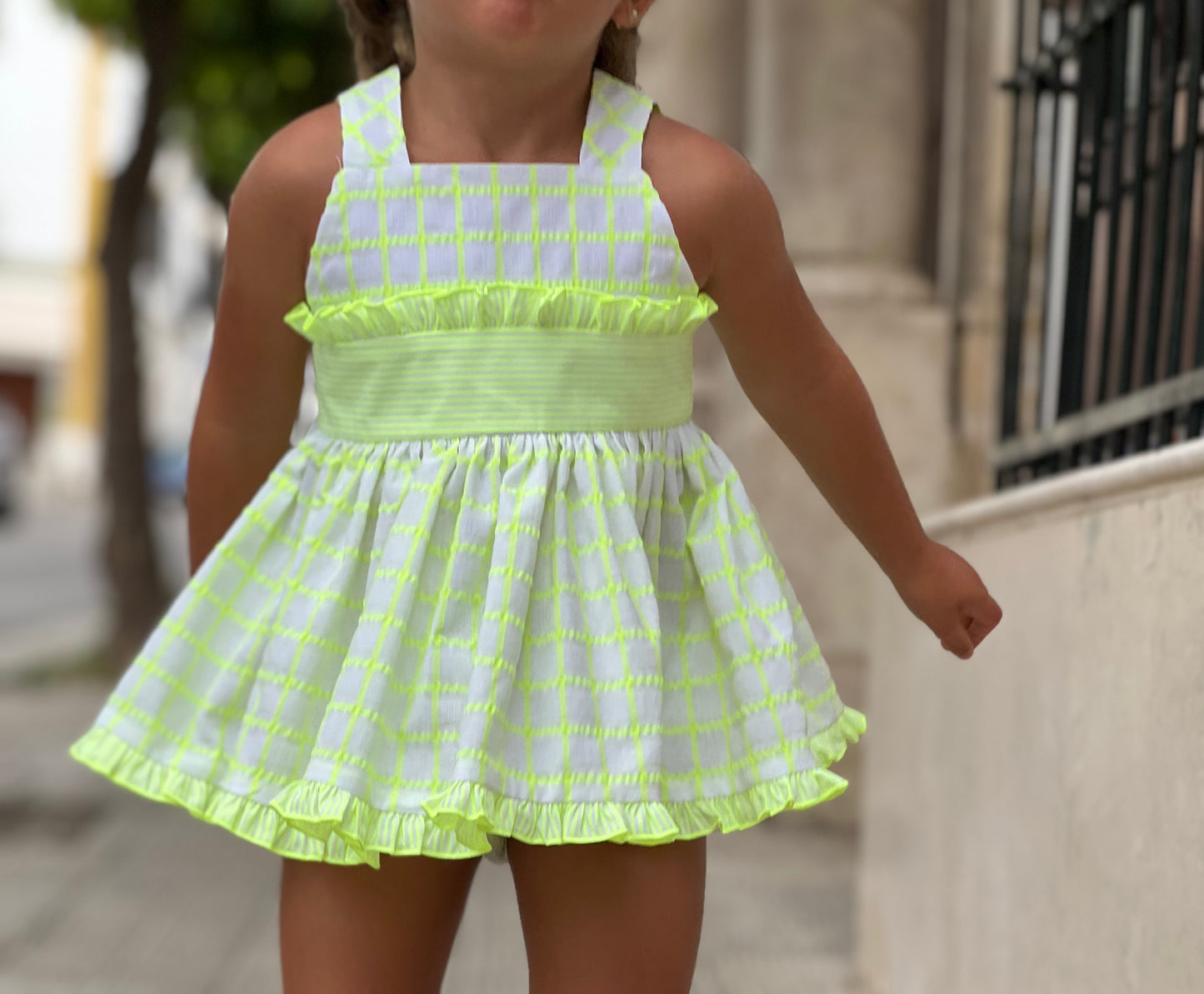 Dress with bow