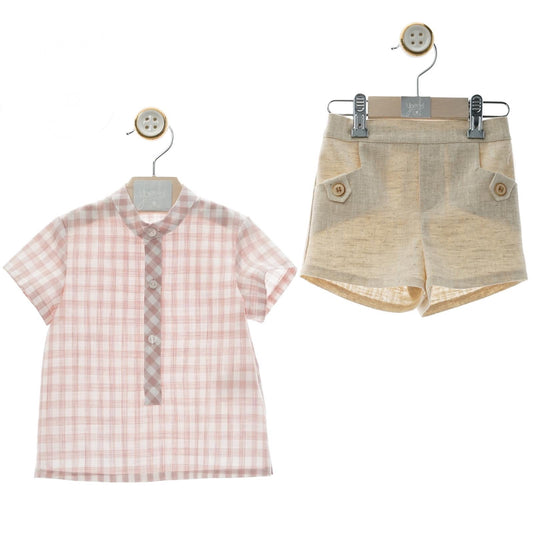 Conjunto pantalón corto y camiseta